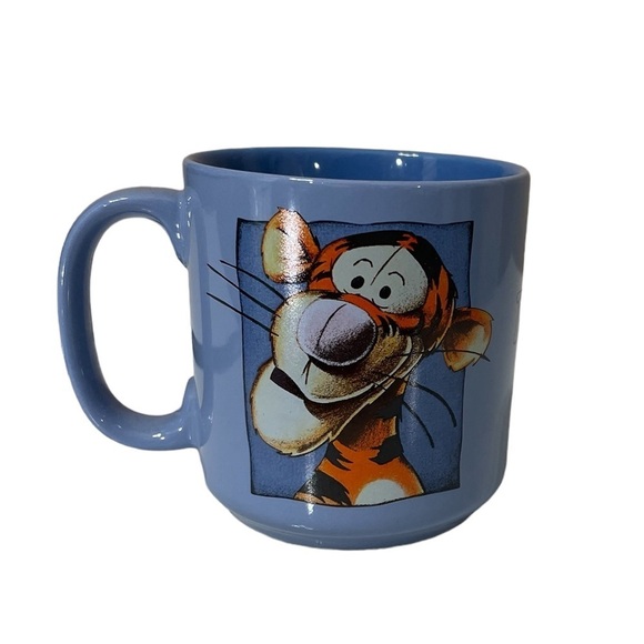 Disney's Winnie The Pooh "Tigger" Blue Ceramic Mug - Picture 2 of 5